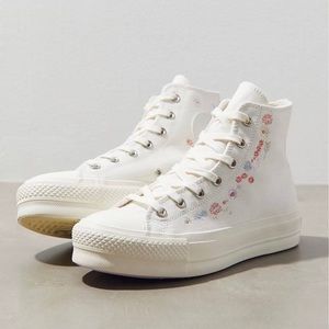 Embroidered Floral Platform Converse
